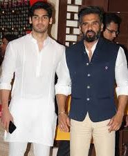 10 Unseen Handsome Son Of Bollywood Actors